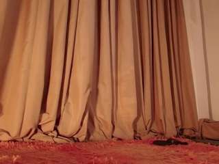 hillary-queen Sex Cam Show