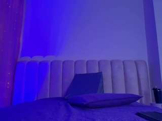 mia-xs Live Webcam on CamSoda