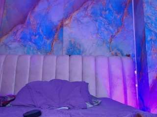 mia-xs Live Webcam on CamSoda