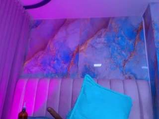 mia-xs live webcam show