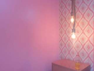 thalia-castro Live Webcam on CamSoda