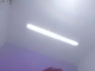 veronica-777's Live Sex Cam Show