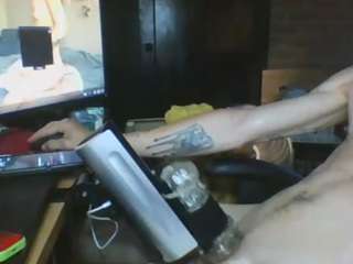 R3V01UT10N