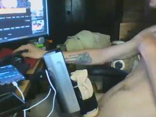 Live cam show with R3V01UT10N