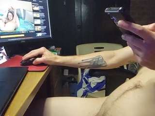 NxtBbyDddy
