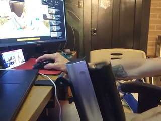 NxtBbyDddy