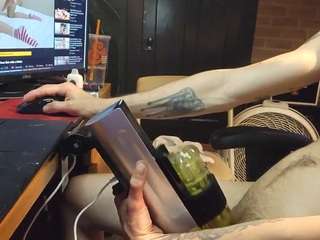 NxtBbyDddy