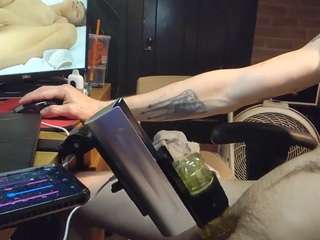 NxtBbyDddy