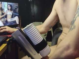 NxtBbyDddy