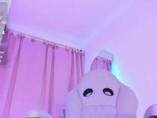 sexyzoe01 Live Webcam on CamSoda