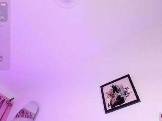 sexyzoe01