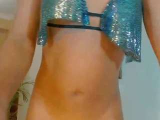Tiifany-Hot01