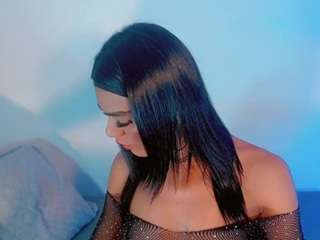 Tiifany-Hot01
