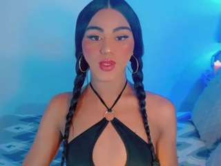 Tiifany-Hot01