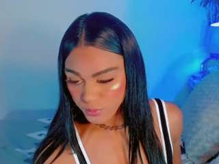 Tiifany-Hot01