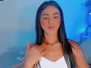 Tiifany-Hot01