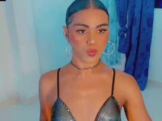 Tiifany-Hot01