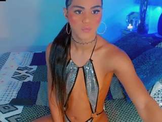 Tiifany-Hot01