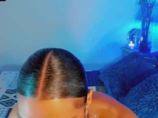 Tiifany-Hot01