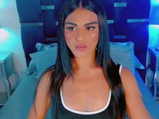 Tiifany-Hot01