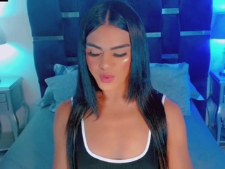 Tiifany-Hot01