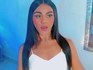 Tiifany-Hot01