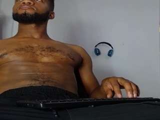 Live Sex Chat with break9inch (@break9inch)