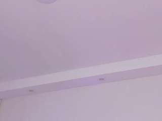 angelyrosse1's CamSoda show and profile