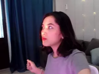 LoisKyong's Live Sex Cam Show