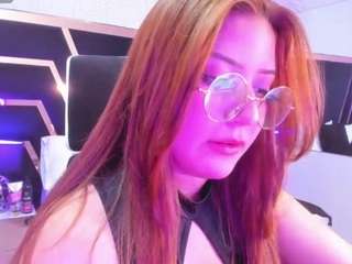 zoe-lennoxx