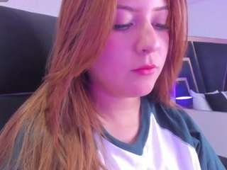 zoe-lennoxx