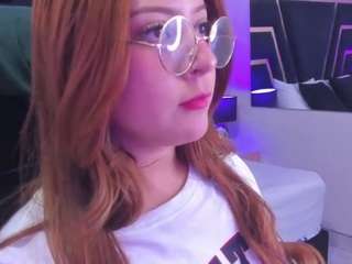 zoe-lennoxx webcam