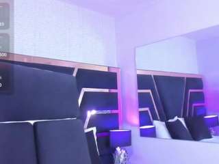  zoe-lennoxx chat room