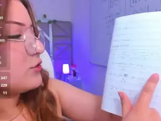 zoe-lennoxx's Live Sex Cam Show
