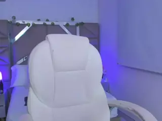 zoe-lennoxx's Live Sex Cam Show