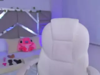zoe-lennoxx's Live Sex Cam Show