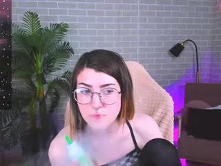 AliceDollice's Live Sex Cam Show