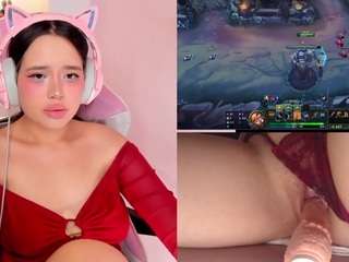 ashley-sa's CamSoda show and profile