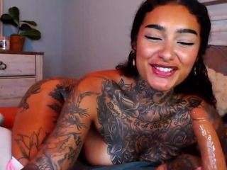 Ava Eve