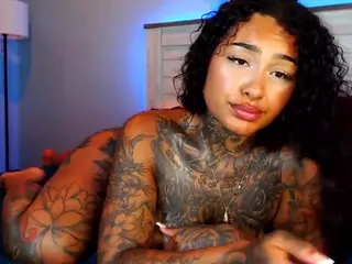 Ava Eve's Live Sex Cam Show