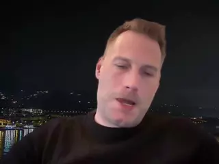 Chris2024xx's Live Sex Cam Show