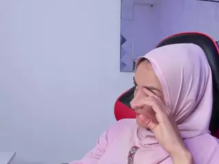 IrisKarim's Live Sex Cam Show