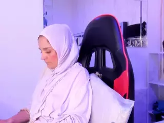 IrisKarim's Live Sex Cam Show