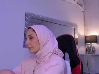 IrisKarim's Live Sex Cam Show