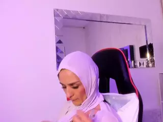 IrisKarim's Live Sex Cam Show