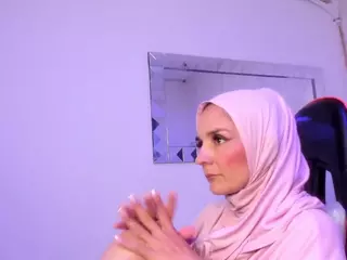 IrisKarim's Live Sex Cam Show