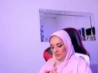IrisKarim's Live Sex Cam Show