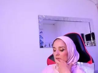 IrisKarim's Live Sex Cam Show