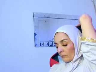 IrisKarim's Live Sex Cam Show