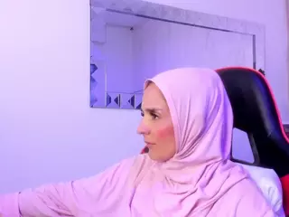 IrisKarim's Live Sex Cam Show